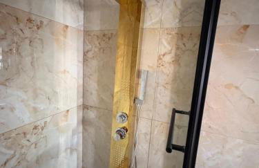 Soula's sunshine big Apartment - Photo 25