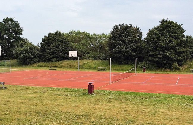 Pretty Holiday Home With View - Photo 13