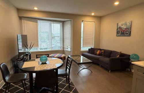 Modern 2BR 2BA Apartment with rooftop in Brewerytown - Foto 1