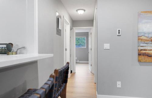 Cute Delightfully Remodeled Spacious Condo condo - Foto 23