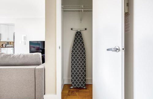 Kips Bay 1BR w Doorman Elevator Gym NYC-478 - Foto 13