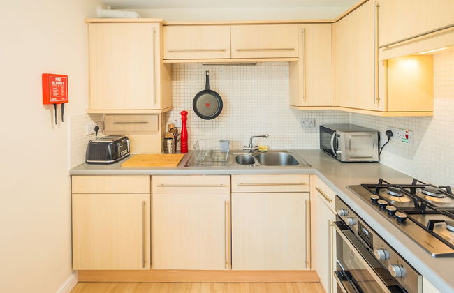 Stunning Shore Apartment with Balcony - Foto 17