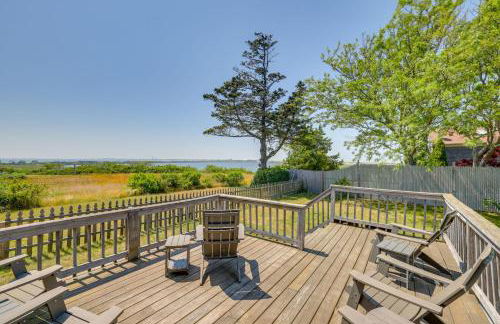 5 Mi to Provincetown! Water-View Beach House - Foto 1