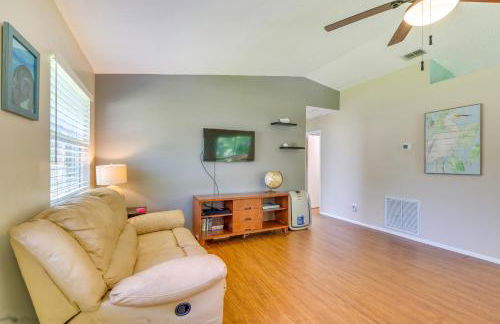 Relax Fireside Riverfront Inglis Duplex with Dock - Foto 6