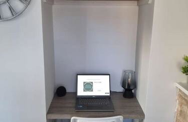 Flamingos Nest Oxford Countryside Apartment Oxford - Bicester Village - Blenheim Palace - WiFi- Free Parking - Foto 12