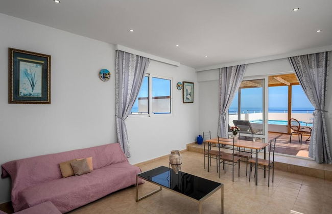 Stegna Sunrise Suite Sleeps 4 Pool - Foto 6