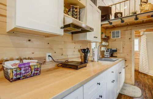 Red Rock Roost Posh Studio near Hiking Trails - Foto 12