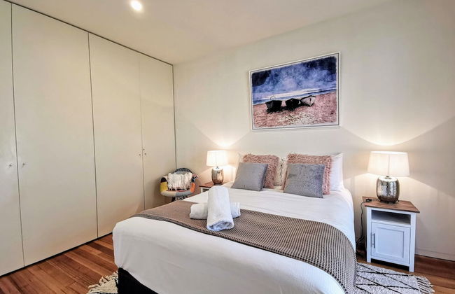 Phoenix Apartments - Photo 6