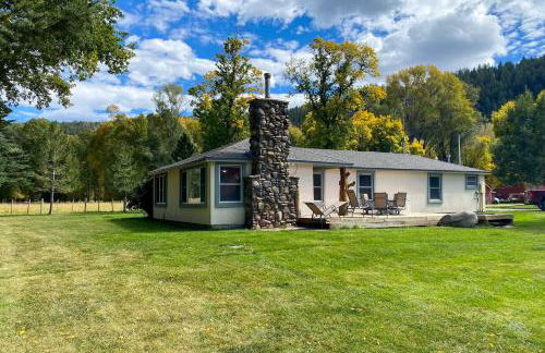 Dolores Ranch Cabin with Hot Tub and 1-Acre Yard! - Foto 29