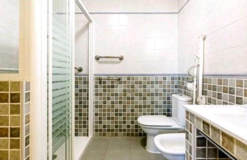 Bungalow adaptado, terraza muy grande y soleada. - Foto 27