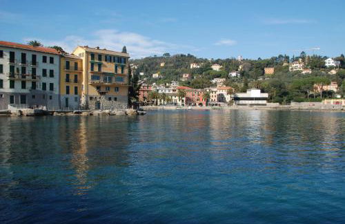 Beachfront, seaview and terrace - Portofino Gulf - Foto 27