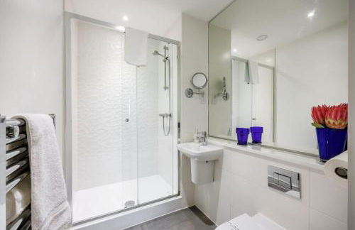 The Sanctuary- Short Walk to Hamworthy Beach and Park - Photo 14