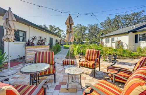 8 Mi to Tarpon Springs Sponge Docks Gem with Games - Foto 1