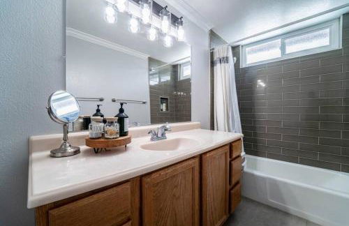 Private Pool Oasis/Disney 15mins /Disney+ HBO/Gym - Foto 49