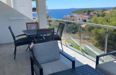 EllaVis Apartments - Photo 29