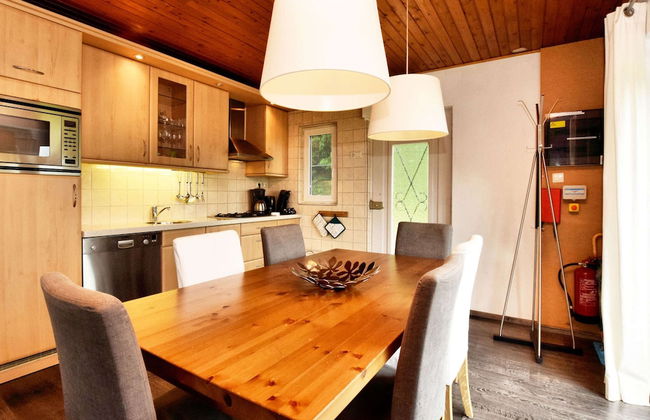 Charming Holiday Home in Gouvy with Hot Tub - Photo 10