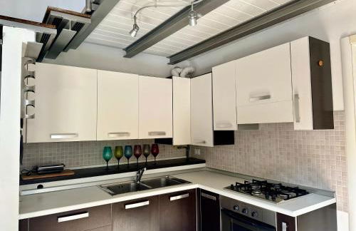 La Casetta del Centro Luminoso loft con terrazzo e giardino - Foto 16