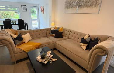 Spacious Bungalow in St Helens, 1-Min Drive to Carr Mill Bridge - Foto 6