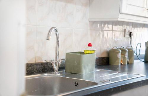 NEW! 4BR in Stafford Place - Foto 18