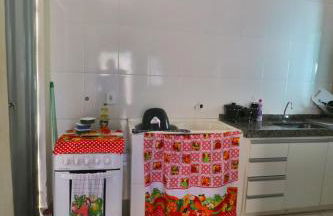 We offer a crib, bed and bath linens - Foto 17