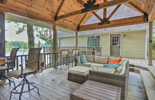 Lakefront Retreat with Deep Water and Great Views! - Foto 28