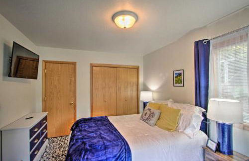 The Peacock House - Waterfront Home with Hot Tub! - Foto 37