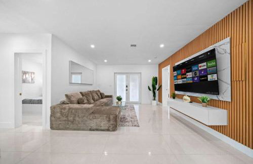 Luxury Villa Solara w Heated Pool Hot Tub BBQ - Foto 35