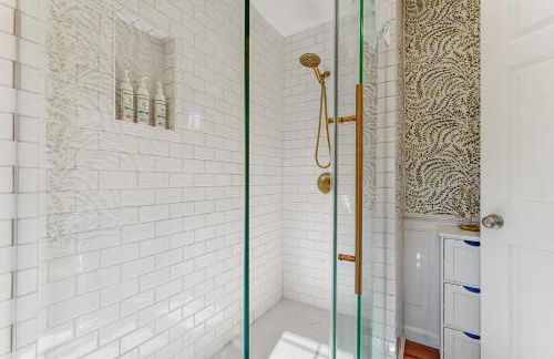 Elegant Coastal Retreat - Foto 20