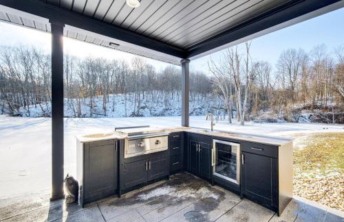 Family Retreat with Fire Pit and Yard in Mineral City - Foto 22