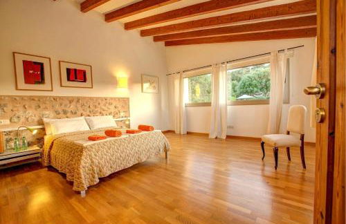 Son Genet by Vintage Travel - Foto 3