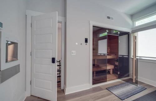 Rooftop Retreat Heart of NoDa Light Rail Sauna - Foto 24