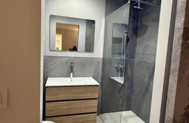 Vivienda renovada y céntrica - Foto 15