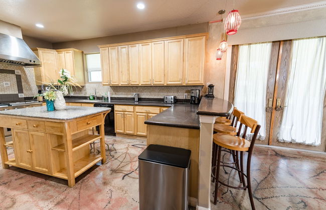 Chic Renovated Oasis: Disney & Universal Nearby 4 Bedroom Home by RedAwning - Foto 13