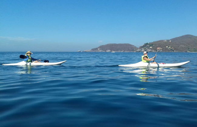 Zihuatanejo Bay Kayaking & Snorkelling - Photo 2