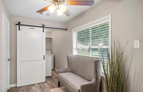 3 Bedroom Home The Neighborhood Spot desks in 2 rooms high speed Internet wifi Kick Back & Relax close to Houston Hobby Airport 5 star superhost - Foto 13