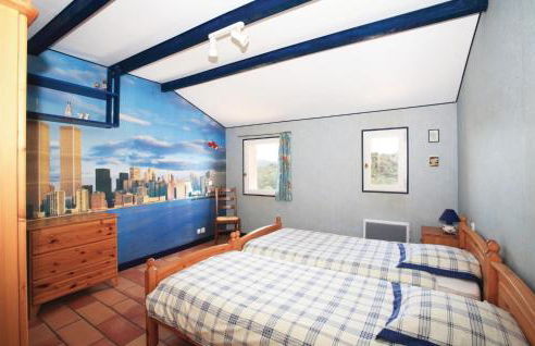 4 Bedroom Awesome Home In Roquebrun - Foto 25