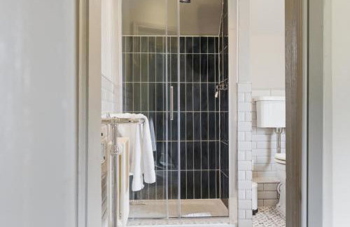 2-Bedroom Cottage Sleeps 5 Free Parking - Foto 31