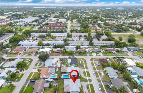 Private Vacation Home Near Beach Newly Renovated - Foto 35