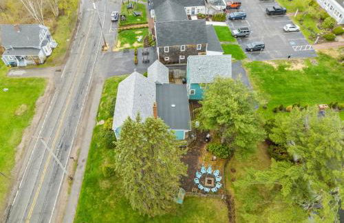 Charming Kennebunk Cape - Walk to Dock Square! - Foto 46