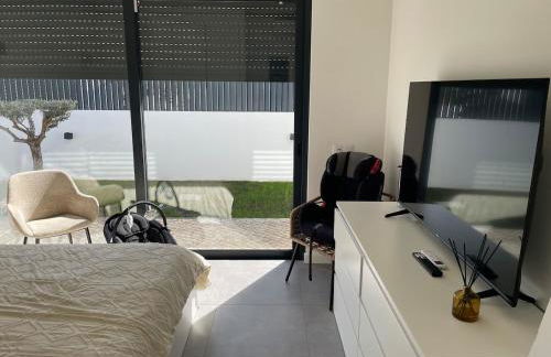 Villa R&M with Pool and Jacuzzi - Photo 46