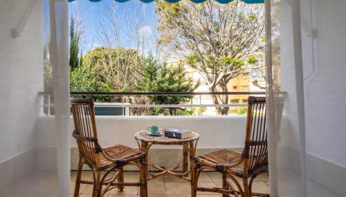 Beachfront Tiffany Design Apartment - Photo 4