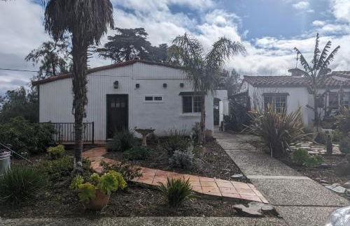 Farm house retreat on the hills near BART - Foto 1