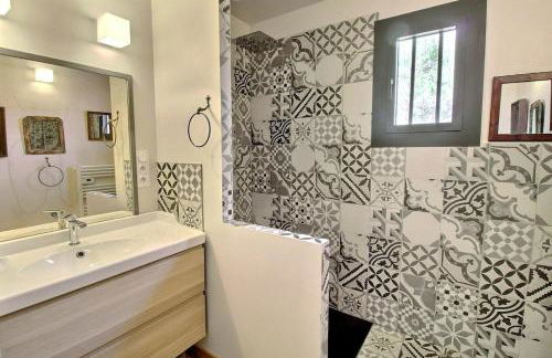 La maison du Barroux avec vue, calme et piscine - Foto 18