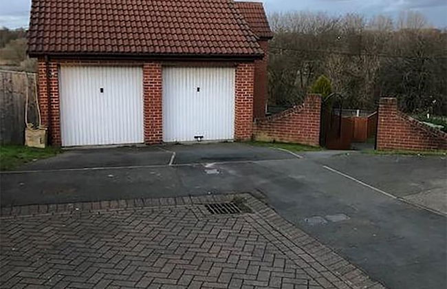 3 Bedroom Holiday Home With River Views - Photo 19