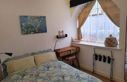 Cosy Flat in a Pretty Town. - Photo 1