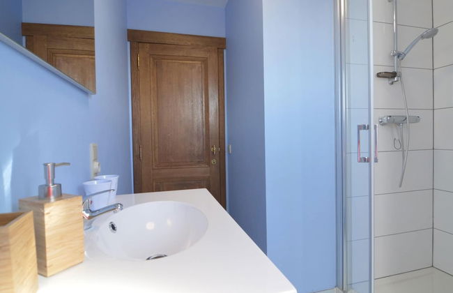 Luxurious Villa With Pool in the Ardennes - Photo 21