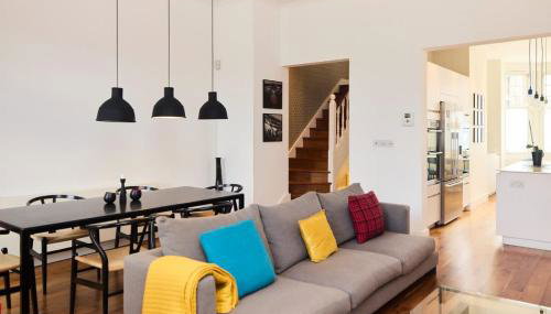 The Clapham Crib - Spacious 4BDR House with Patio - Foto 3