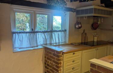 Stunning Oast House Retreat I Sleeps 12 I Countryside Setting - Foto 57