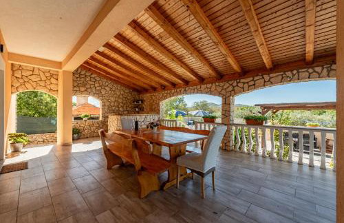 Holiday House Laetitia with pool - Foto 16