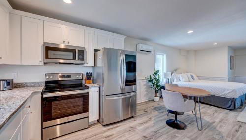 Saltwater 101 1st Floor Barefoot ADA - Photo 3